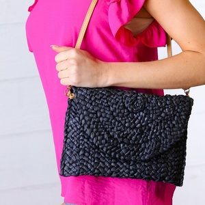 NWT 🖤 Black Woven Raffia Flap Closure Clutch Bag
